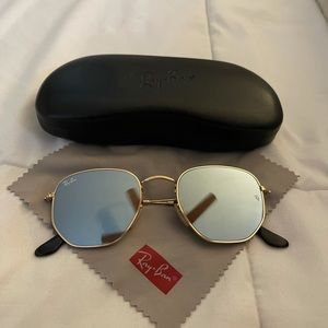 Ray-Ban
